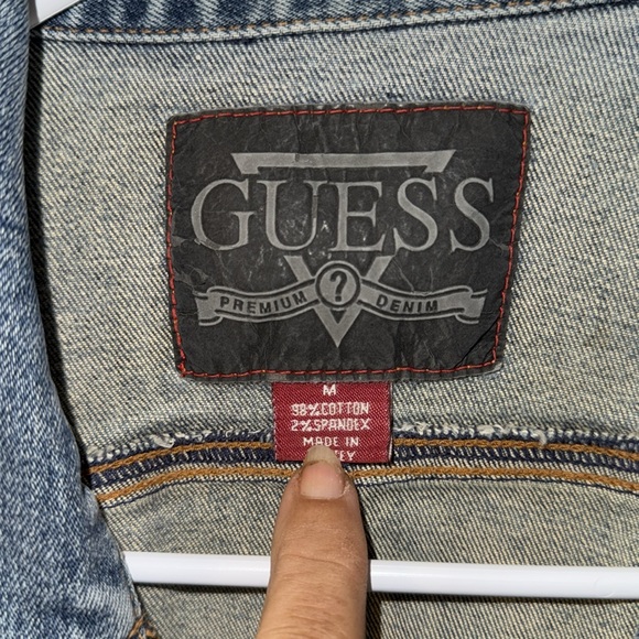 Vintage GUESS ClassicJean Jacket - Picture 3 of 5
